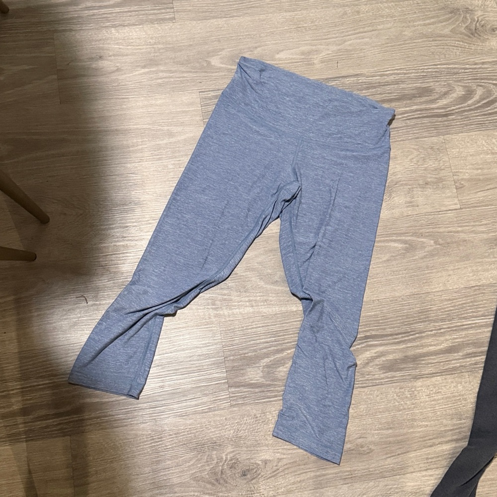 LuluLemon Leggings Size 4 Capri